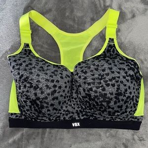 Victoria’s Secret Maximum Support Sport Bra